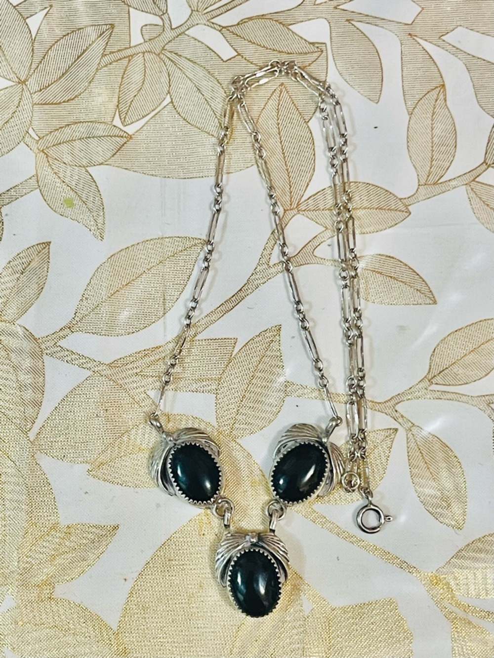 VTG SOUTHWEST STERLING SILVER LINK NECKLACE CABOCHON
ONYX Adjustable 17 G